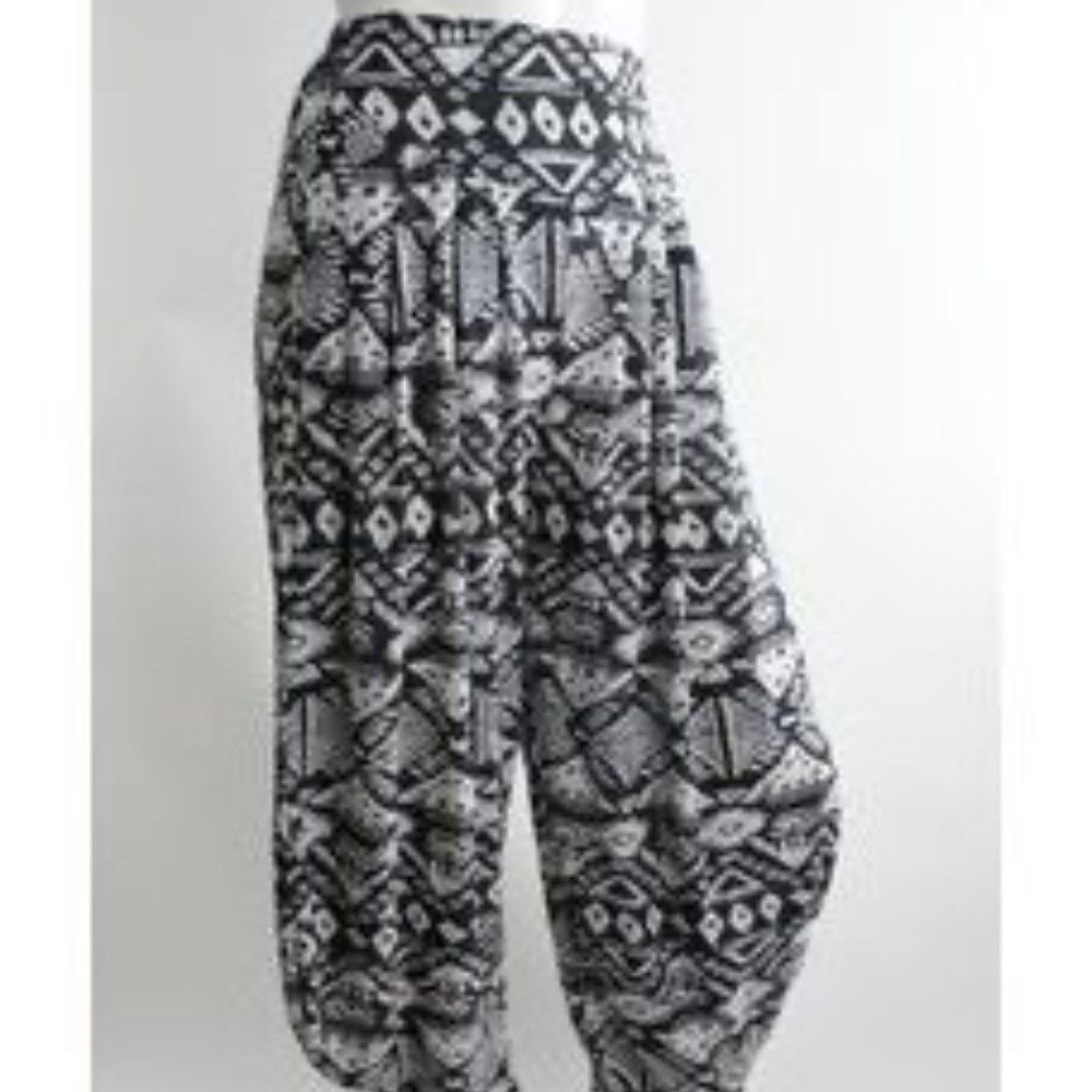 Lightweight Draped Harem Pants Geometric Graphic Print Pockets Yoke Slouchy
